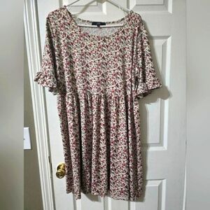Vibe Sportswear Ditsy Floral Ruffle Short Sleeve Dress, Soft & Stretchy, EUC!